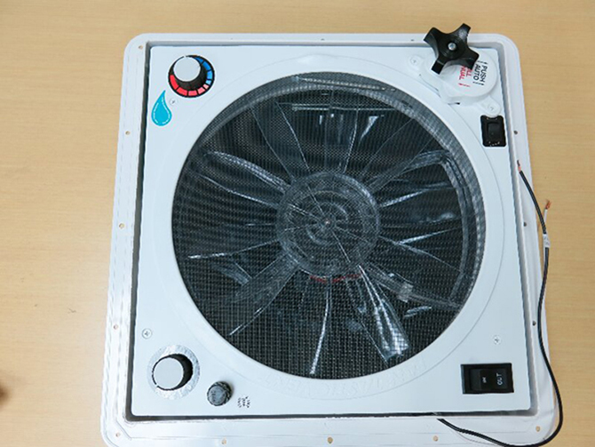 房車換氣扇多方位展示圖3